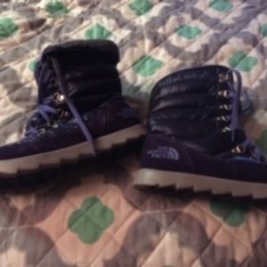 North Face snow boots